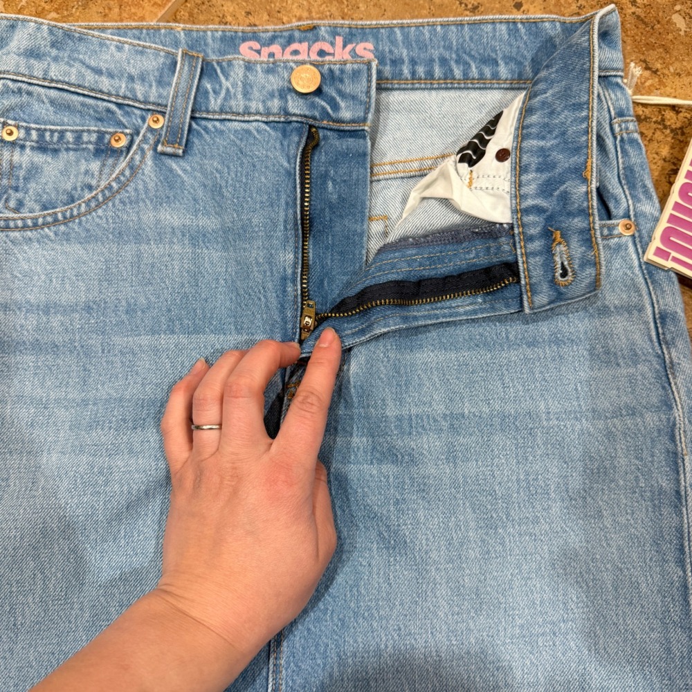 MOTHER Snacks Fun Dip Denim Maxi Skirt Light Wash‎ Blue Side Slits Sz 24 P NWT - Picture 8 of 13